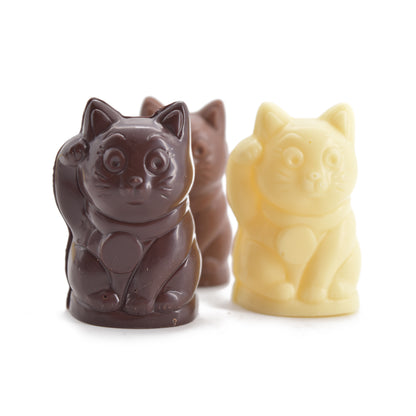 3 chats porte-bonheur