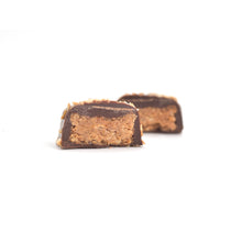 Load image into Gallery viewer, Carrés pralinés noir - Brisure de biscuits
